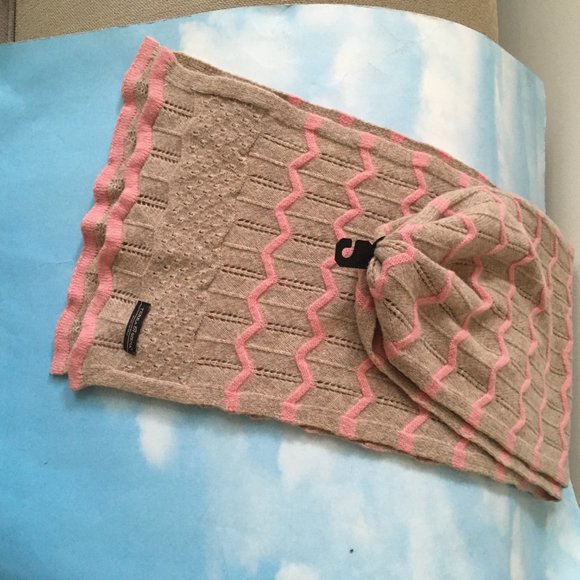 Terra di Siena LUXURIOUS Tan & Pink ZIG-ZAG SCARF - Picture 5 of 5